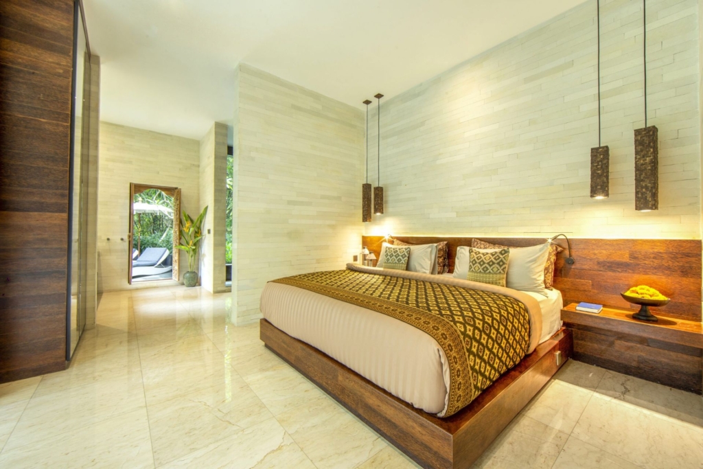 premiere-garden-villa-bedroom-01-scaled