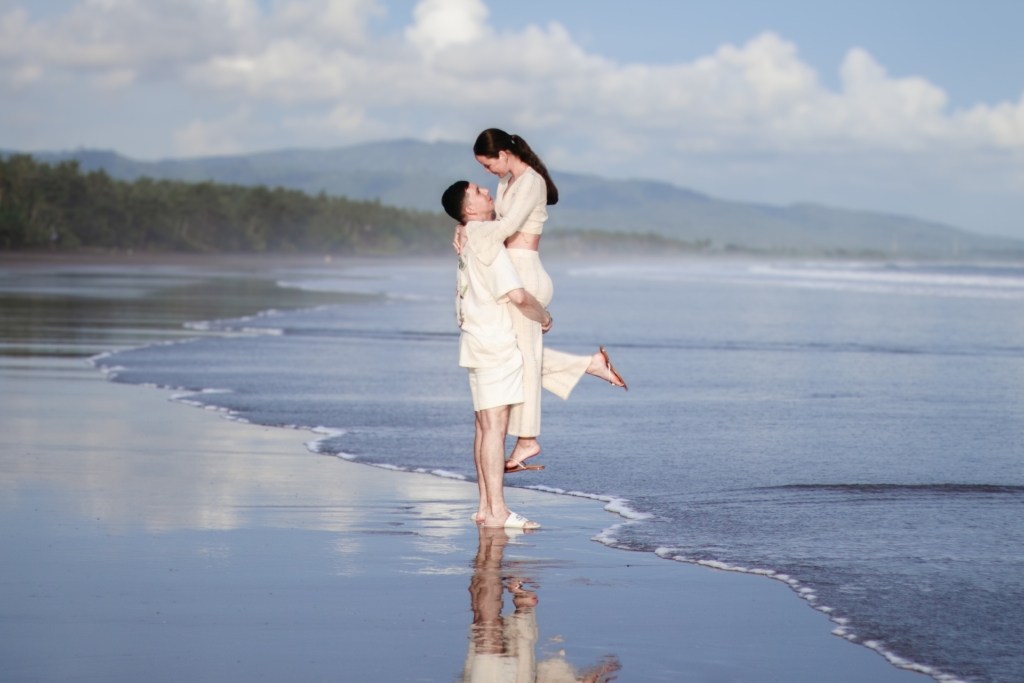 Romantic by Beach, Honeymoon in Kelapa Retreat and Spa Bali