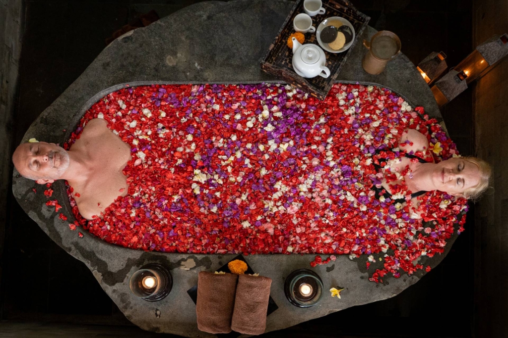 Couple flower bath experience for honeymooners at Kelapa Retreat and Spa, Bali